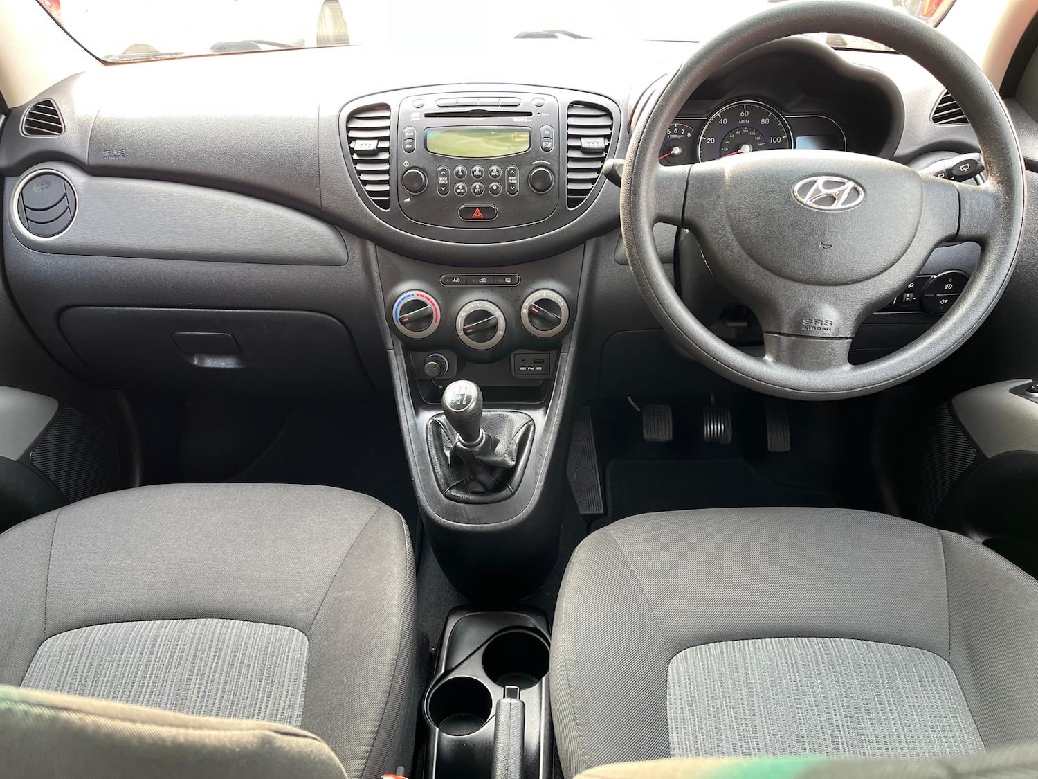 Used Hyundai i10 2013 for sale - 76464769: Photo 10