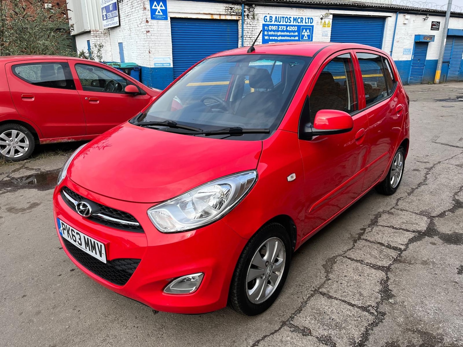 Used Hyundai i10 2013 for sale - 76464769: Photo 2