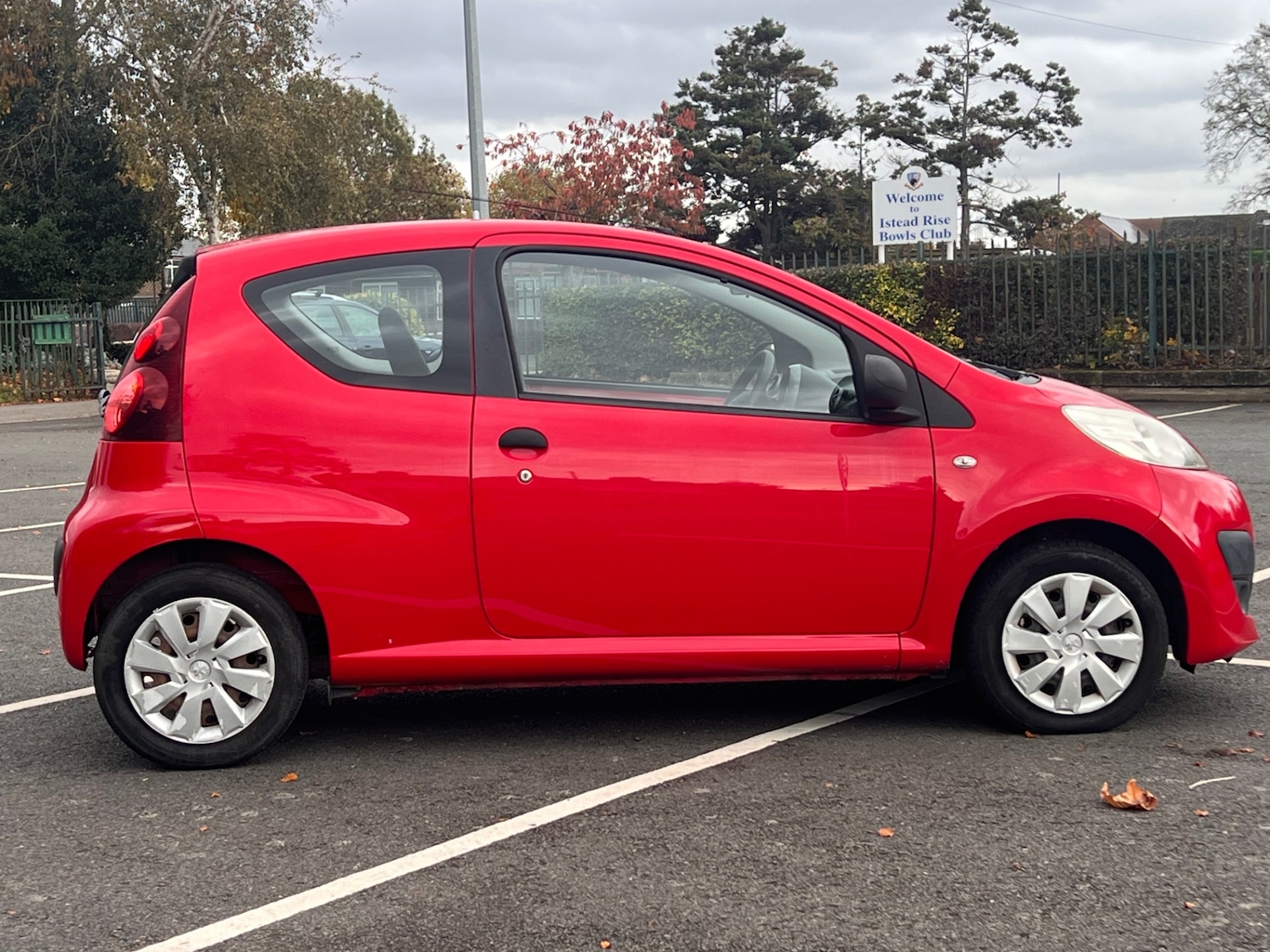 Used Peugeot 107 2012 for sale - 76413398: Photo 2