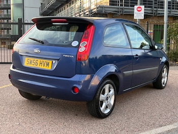 Used Ford Fiesta 2006 for sale - 76063564: Photo