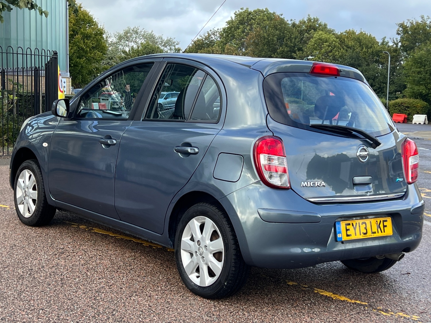 Vehicle 1