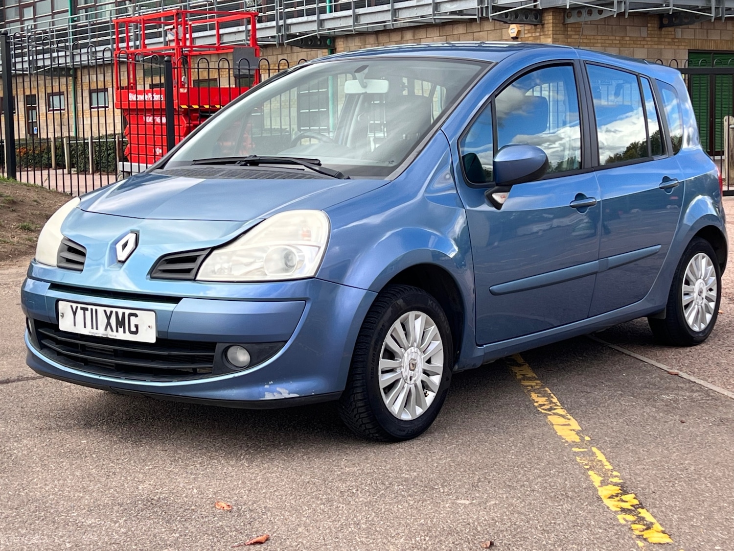 Used Renault Grand Modus 2011 for sale - 76334200: Photo 1