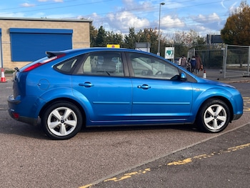 Used Ford Focus 2007 for sale - 76344610: Photo