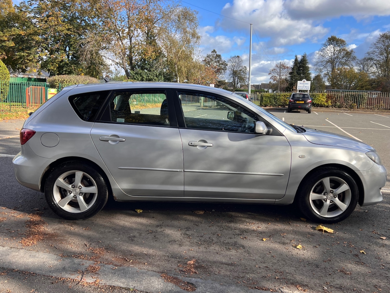 Used Mazda Mazda3 2005 for sale - 76365215: Photo 7