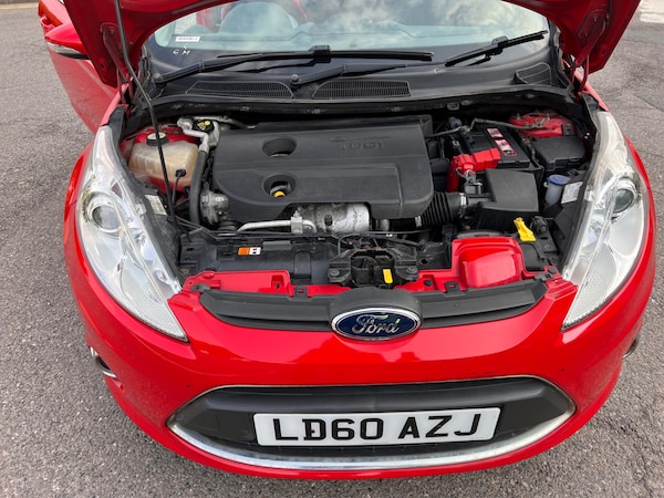 Used Ford Fiesta 2010 for sale - 74897749: Photo 14