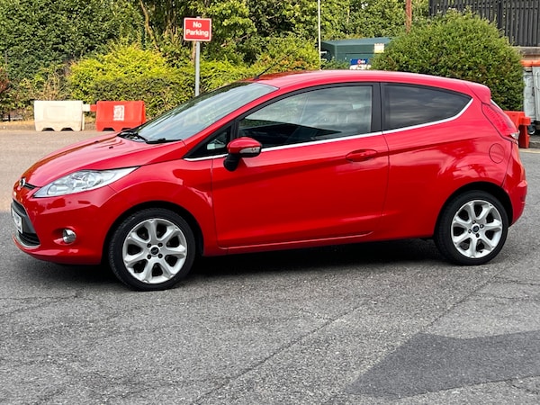Used Ford Fiesta 2010 for sale - 74897749: Photo 6