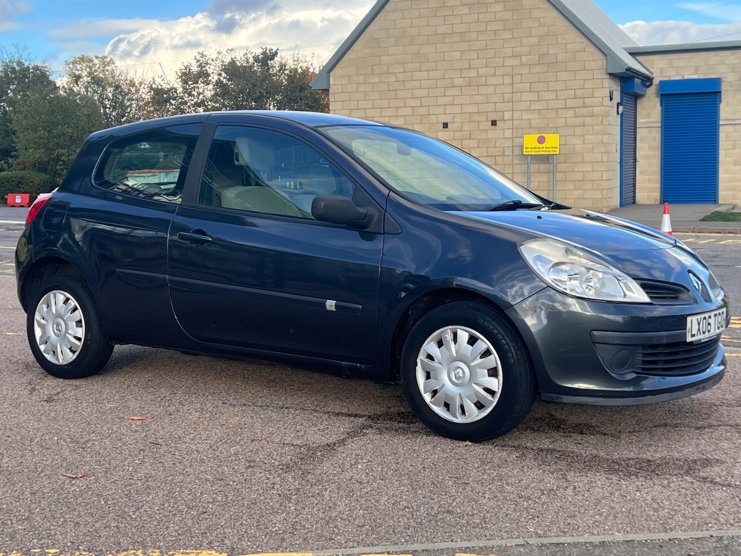 Used Renault Clio 2006 for sale - 76334207: Photo 5