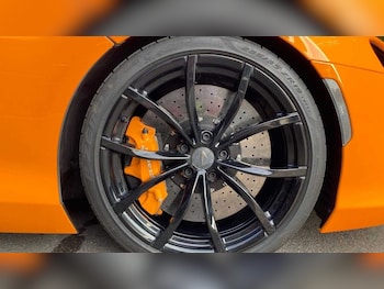 Used McLaren Artura 2024 for sale - 75637651: Photo