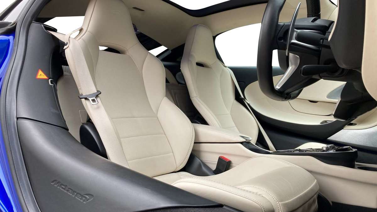 Used McLaren GT 2020 for sale - 76435749: Photo 10