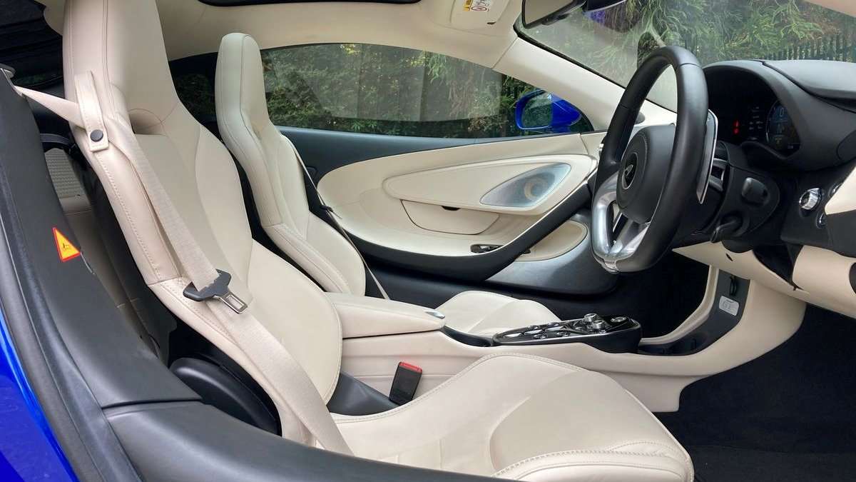 Used McLaren GT 2020 for sale - 76435749: Photo 31