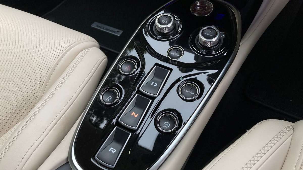 Used McLaren GT 2020 for sale - 76435749: Photo 9