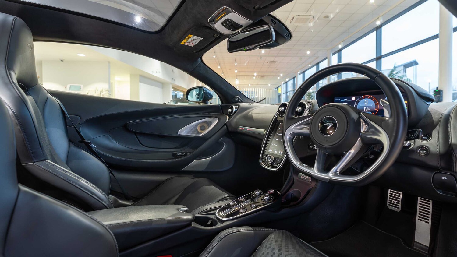 Used McLaren GT 2023 for sale - 77787124: Photo 9