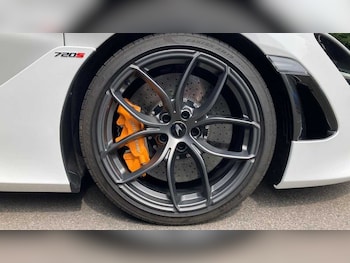 Used McLaren 720S 2019 for sale - 75637665: Photo
