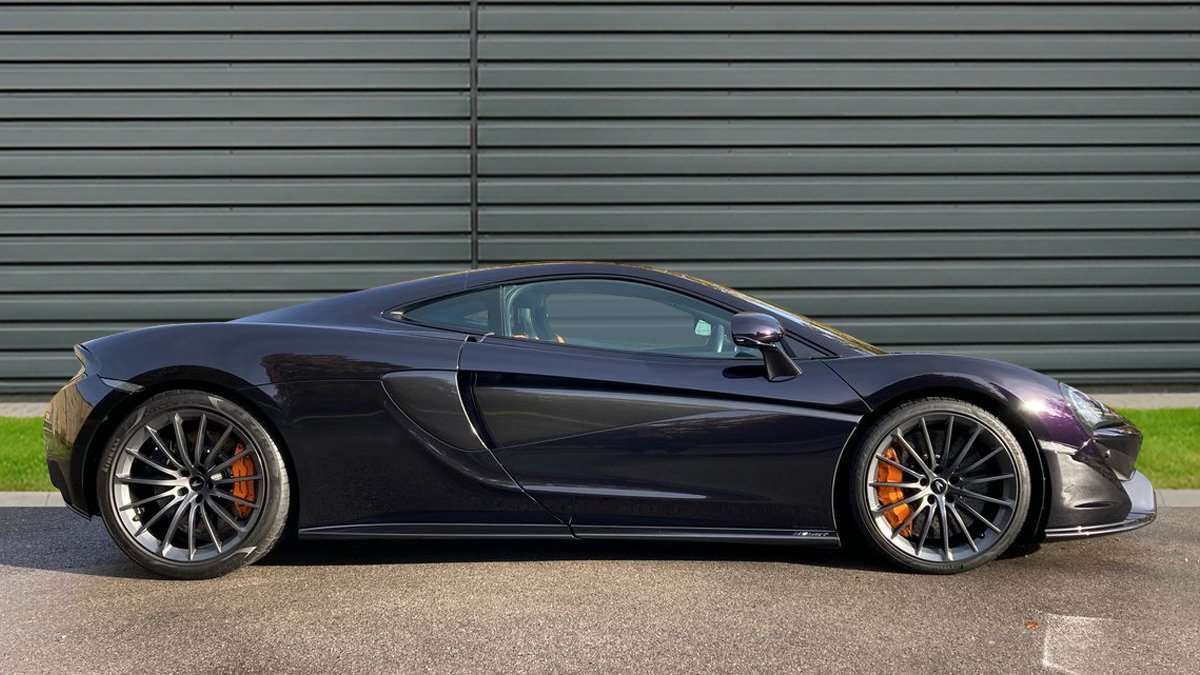 Used McLaren 570GT 2020 for sale - 76435786: Photo 2