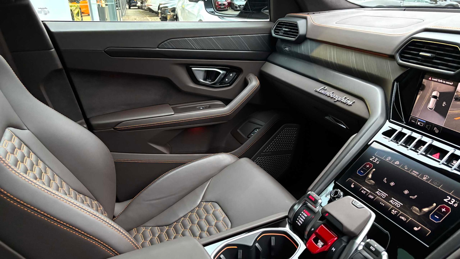 Used Lamborghini Urus 2022 for sale - 77928715: Photo 15