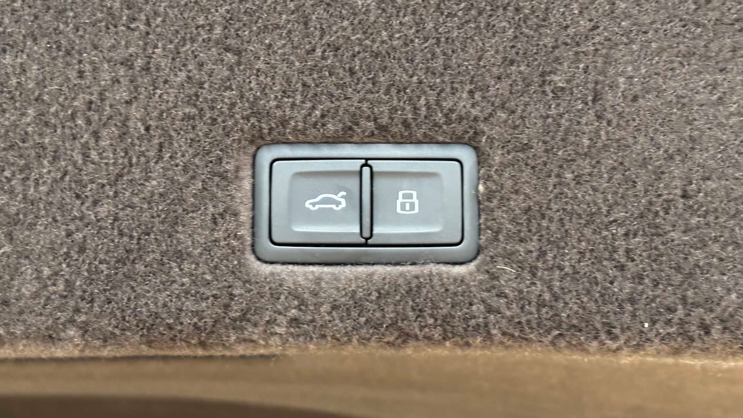 Used Lamborghini Urus 2022 for sale - 77928715: Photo 23