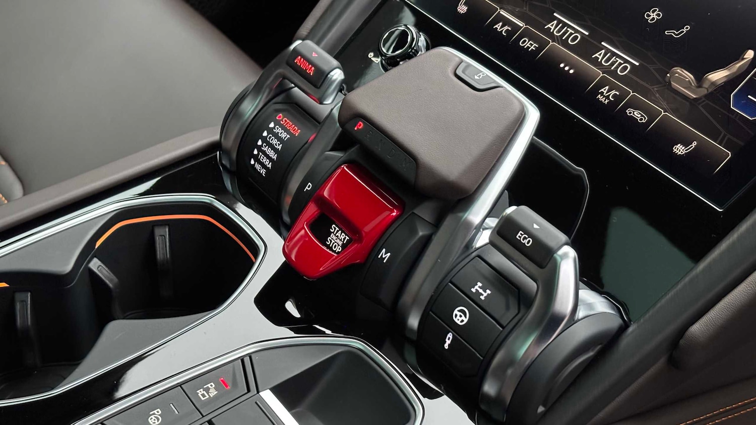 Used Lamborghini Urus 2022 for sale - 77928715: Photo 29