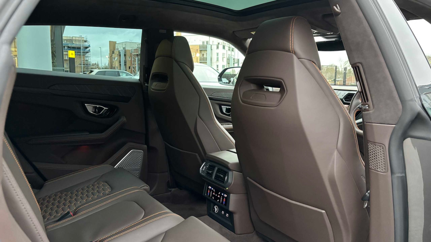 Used Lamborghini Urus 2022 for sale - 77928715: Photo 33