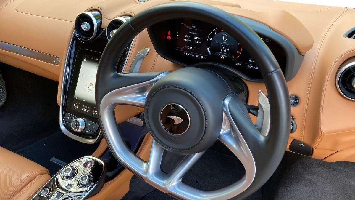 Used McLaren GT 2021 for sale - 76435726: Photo 6