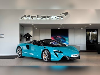 Used McLaren Artura 2024 for sale - 79002368: Photo