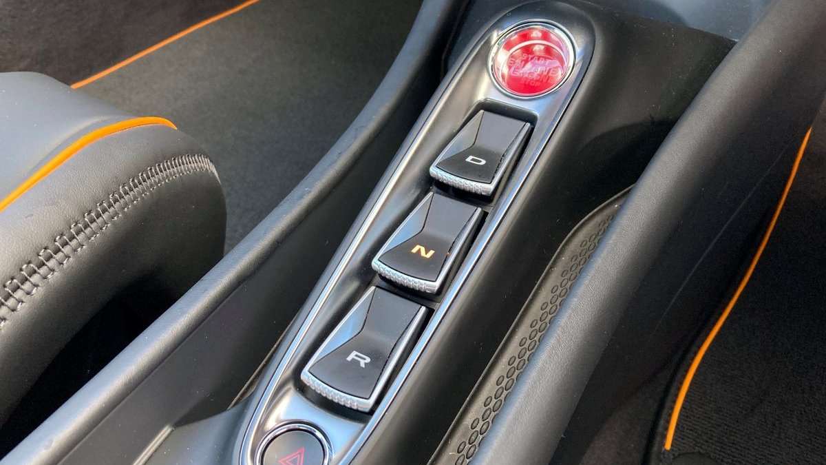 Used McLaren Artura 2023 for sale - 76523983: Photo 9