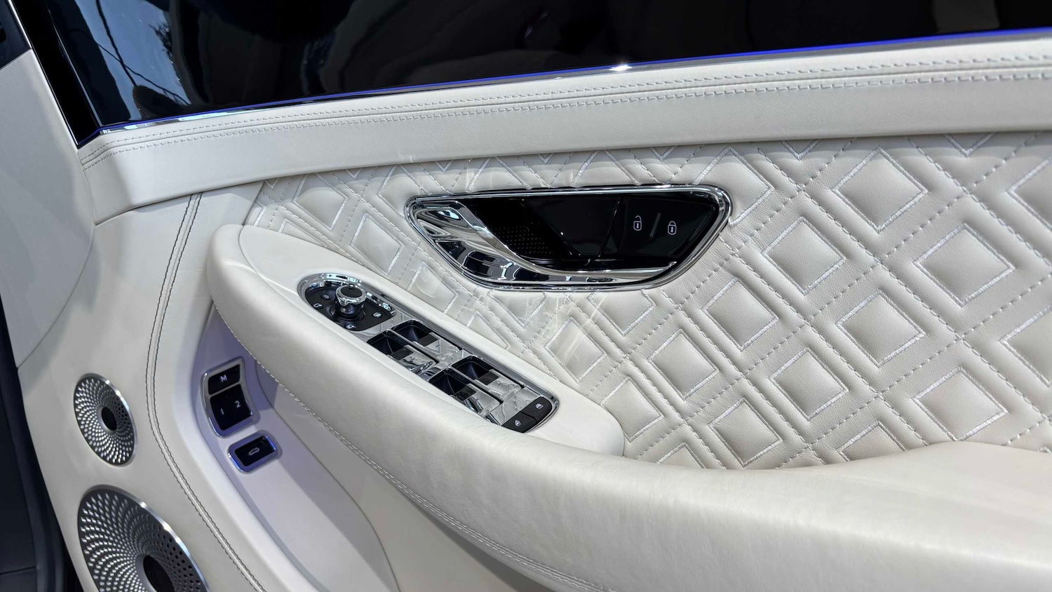 Used Bentley Continental 2021 for sale - 77928828: Photo 25