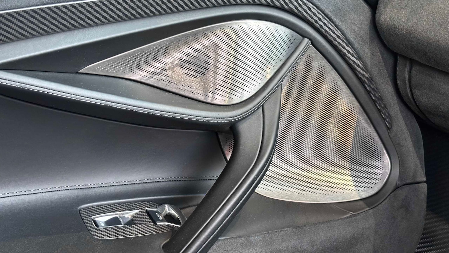 Used McLaren 720S 2018 for sale - 77996134: Photo 35