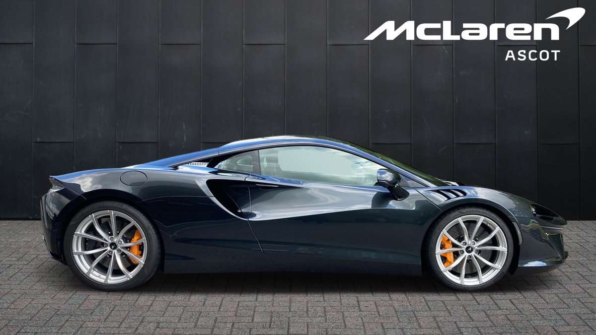 Used McLaren Artura 2023 for sale - 76113302: Photo 2
