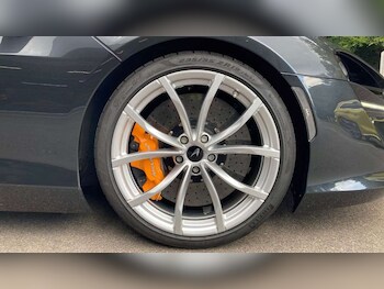 Used McLaren Artura 2023 for sale - 76113302: Photo
