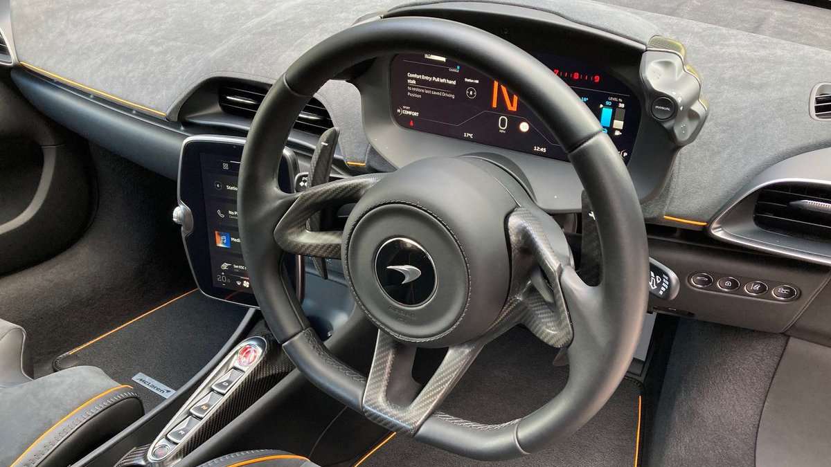 Used McLaren Artura 2023 for sale - 76113302: Photo 6