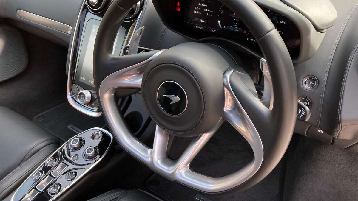 Used McLaren GT 2024 for sale - 76523964: Photo 6