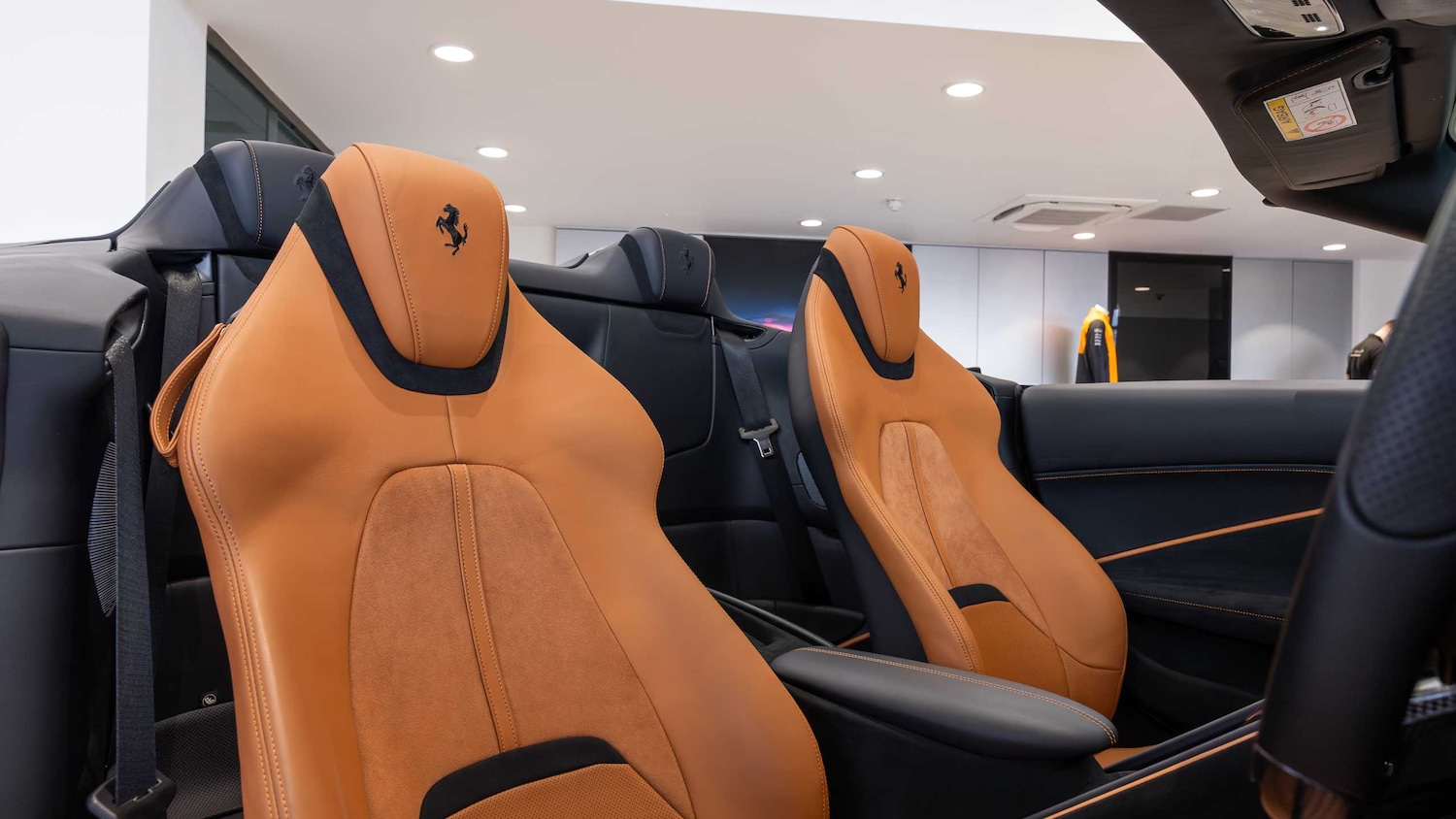 Used Ferrari Roma 2025 for sale - 77787219: Photo 11