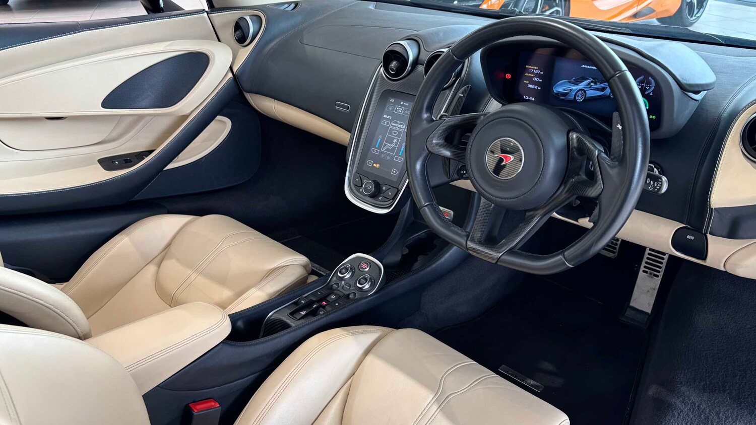 Used McLaren 570S 2019 for sale - 78118753: Photo 11