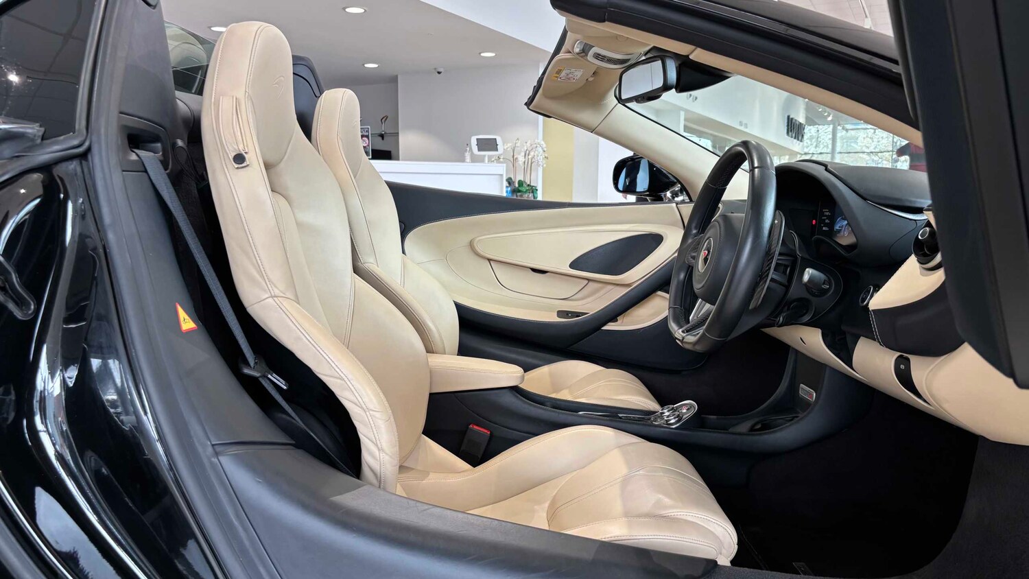 Used McLaren 570S 2019 for sale - 78118753: Photo 12