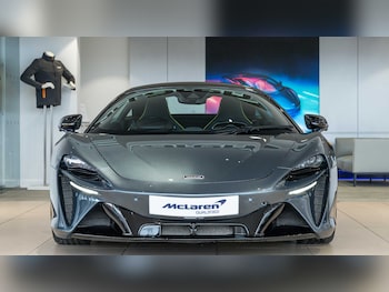 Used McLaren Artura 2023 for sale - 78754700: Photo