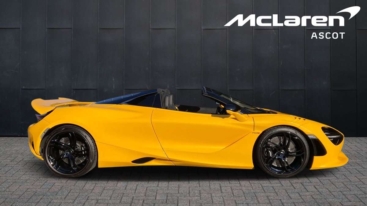 Used McLaren 750S 2024 for sale - 76156244: Photo 2