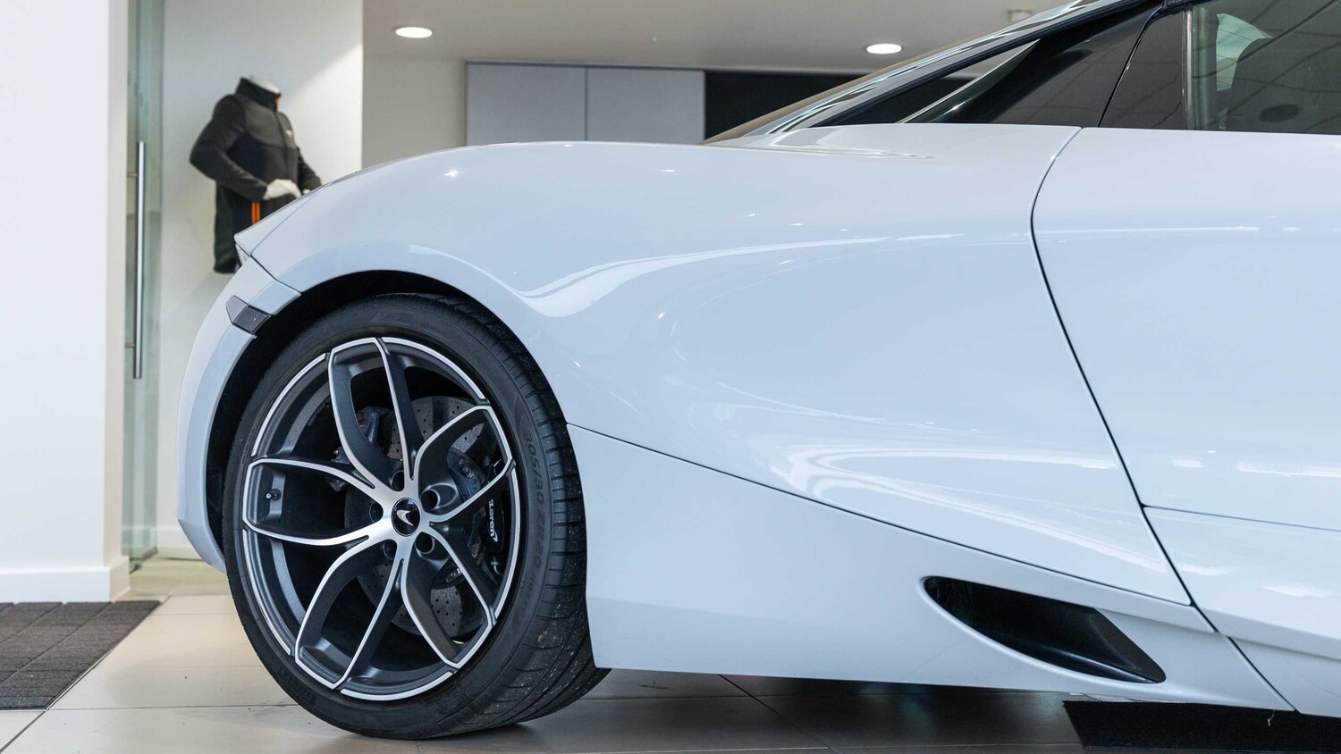 Used McLaren 720S 2019 for sale - 77787180: Photo 16