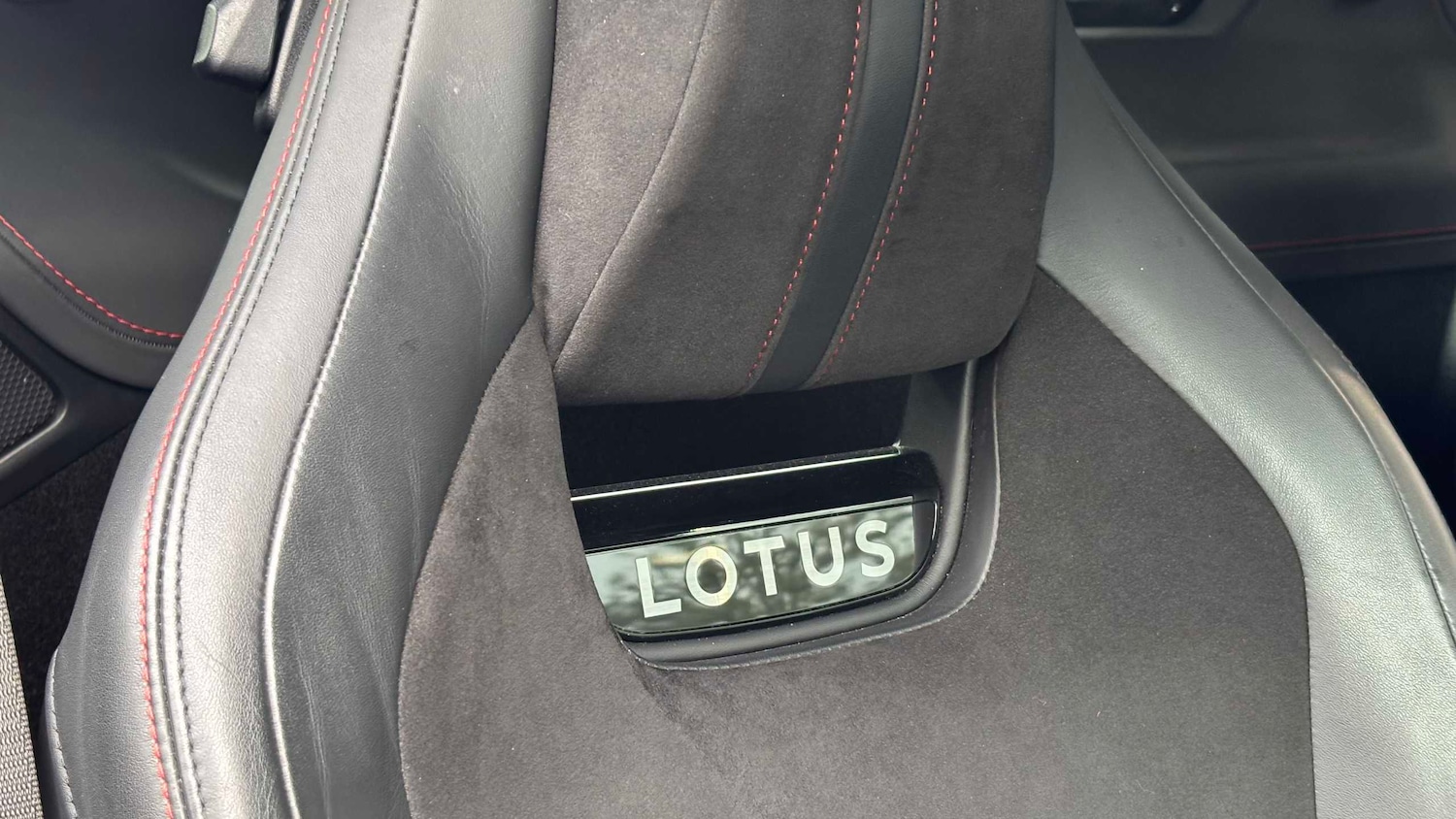 Used Lotus Emira 2024 for sale - 78209001: Photo 16