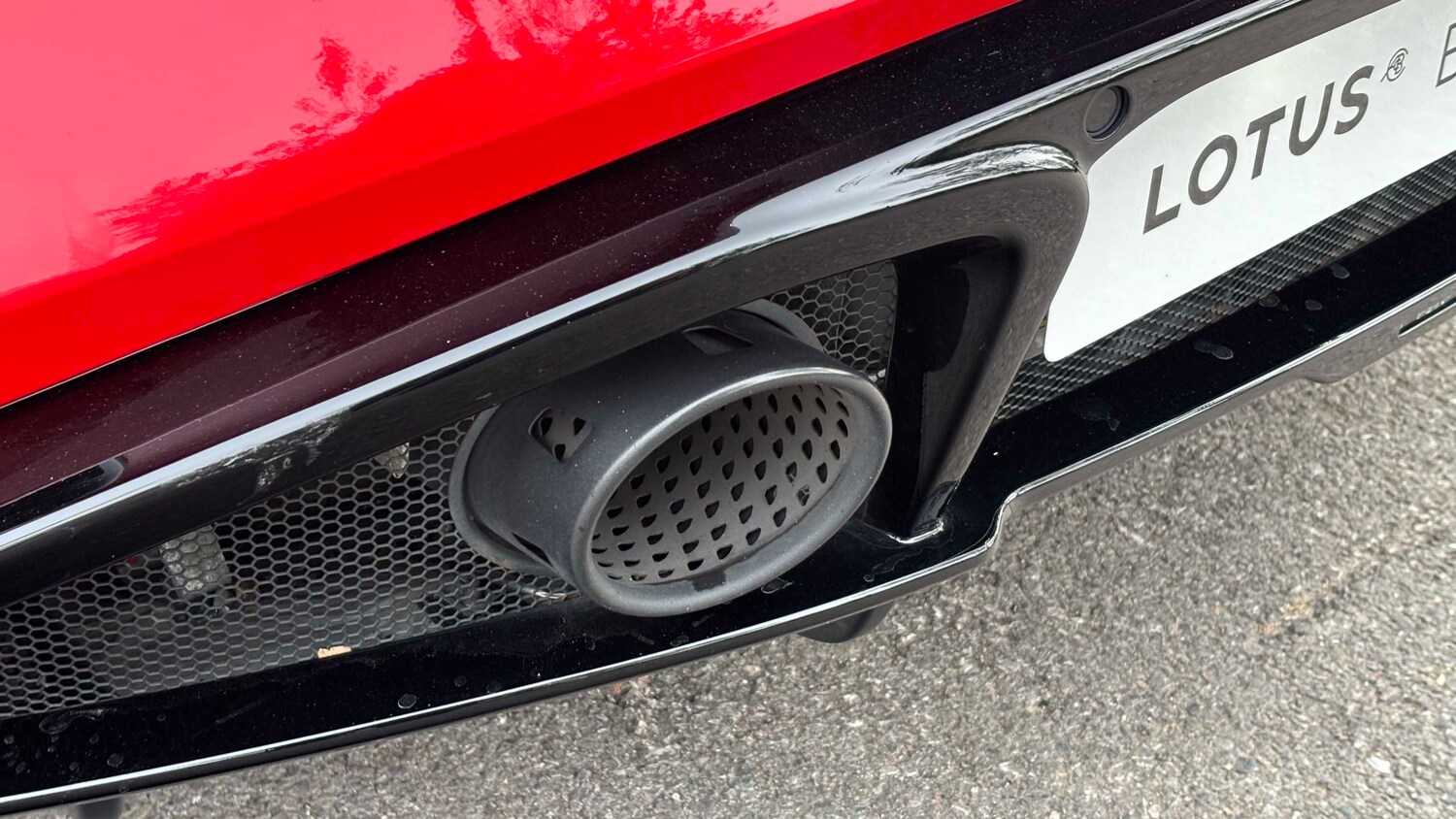 Used Lotus Emira 2024 for sale - 78209001: Photo 29