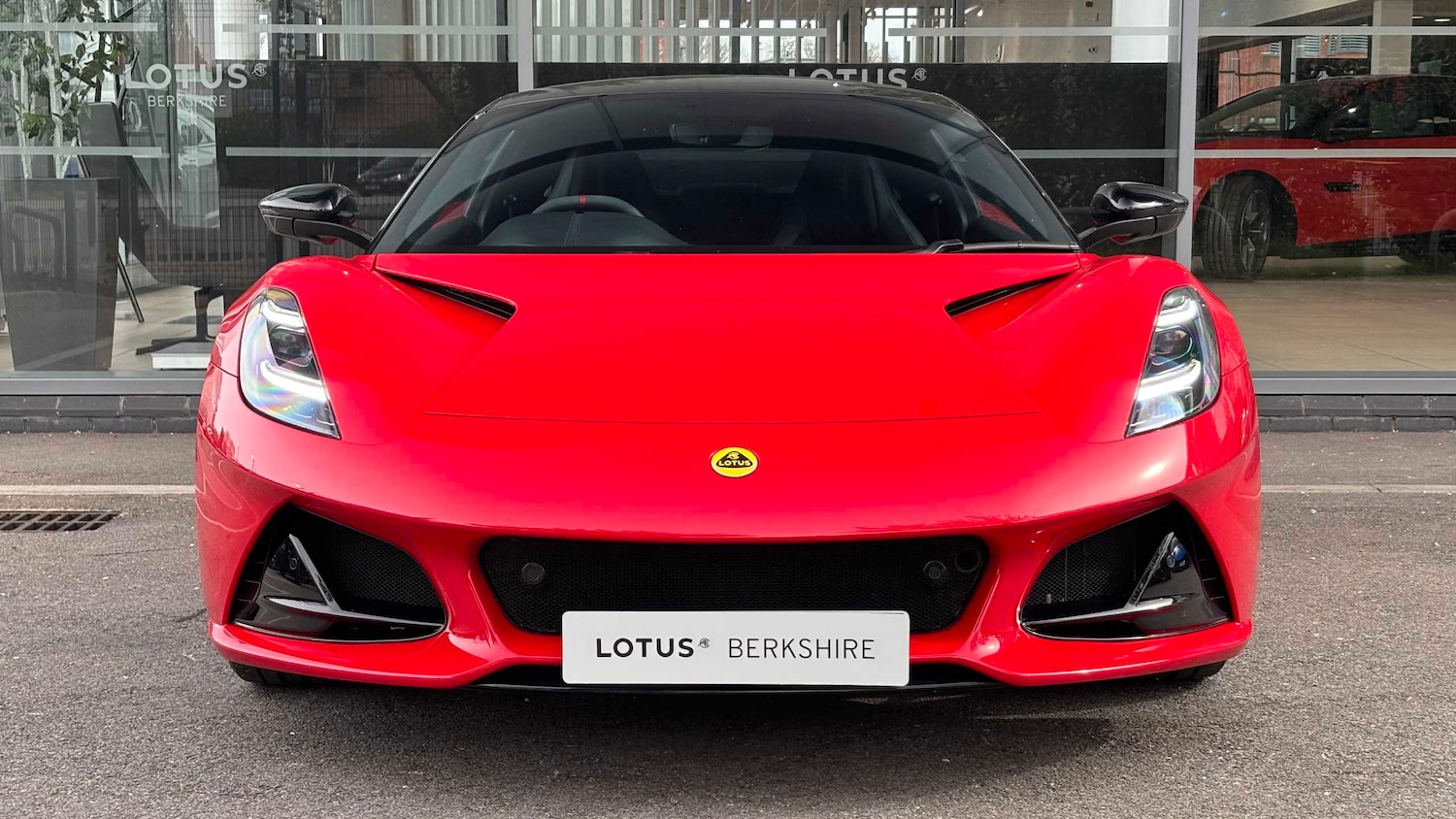 Used Lotus Emira 2024 for sale - 78209001: Photo 3