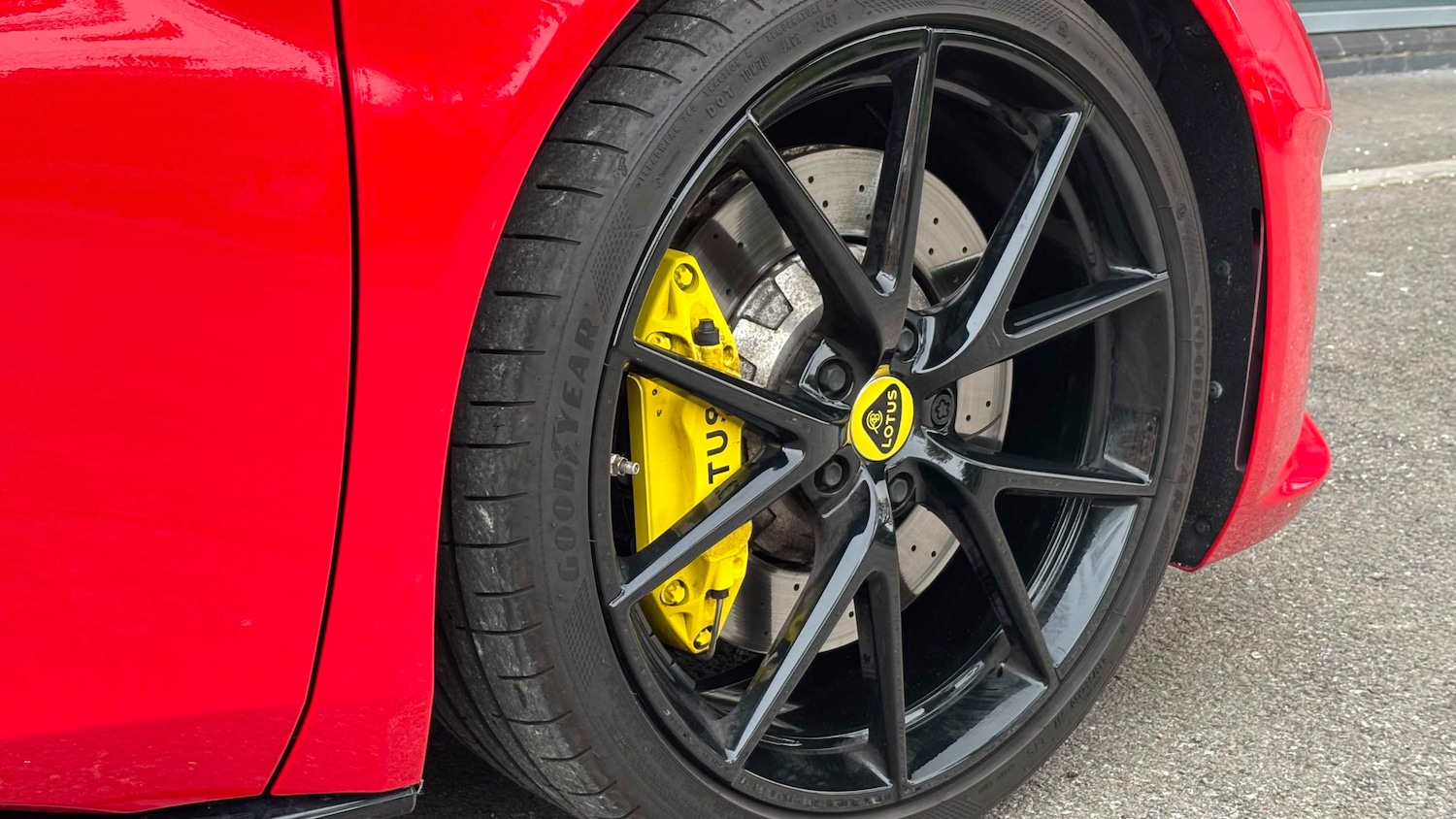 Used Lotus Emira 2024 for sale - 78209001: Photo 7