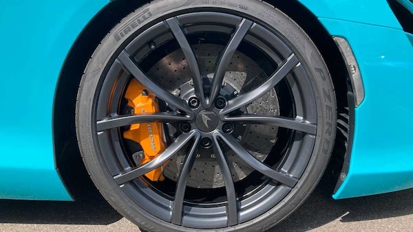 Used McLaren Artura 2024 for sale - 75649391: Photo 4