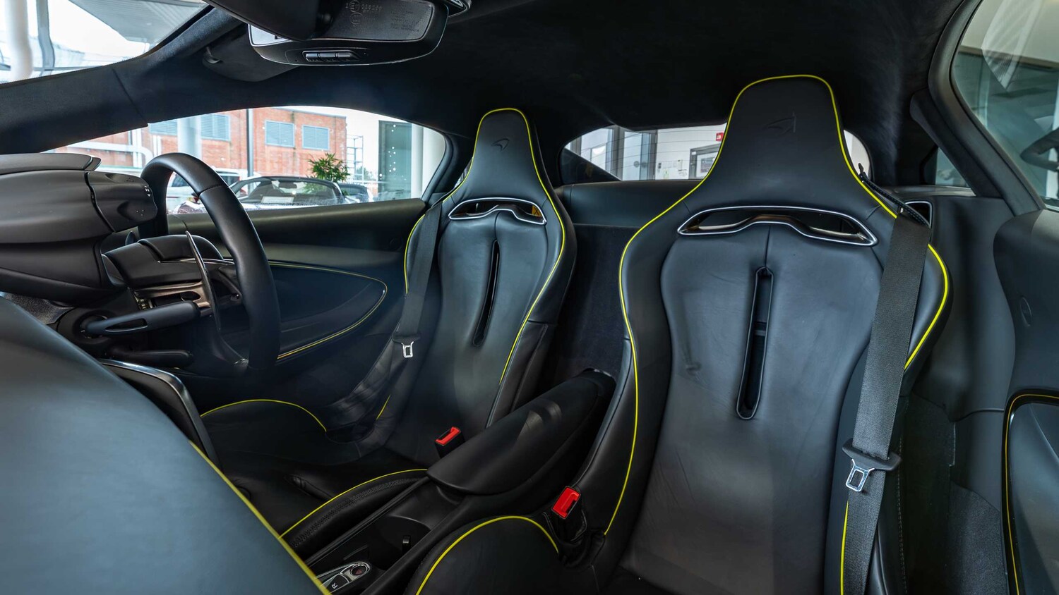 Used McLaren Artura 2023 for sale - 77786991: Photo 12