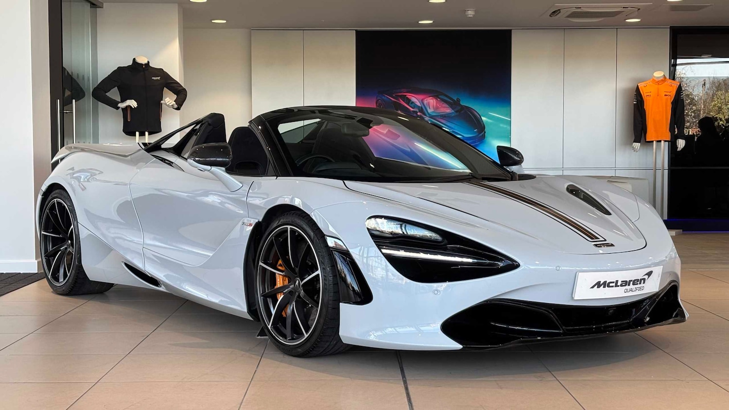 Used McLaren 720S for sale - 78129696: Photo 2