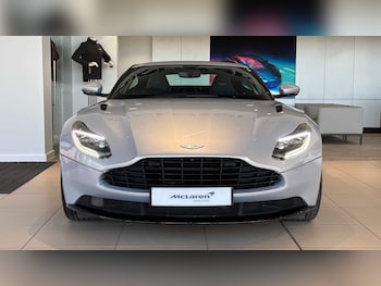 Used Aston Martin DB11 2018 for sale - 79134644: Photo