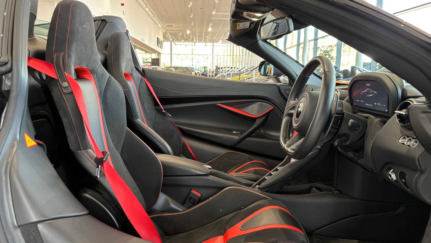 Used McLaren 720S for sale - 78119216: Photo 12