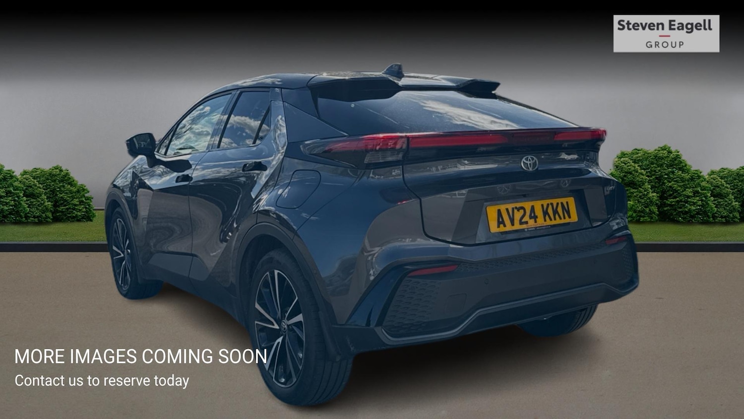 Used Toyota C-HR 2024 for sale - 78157257: Photo 2