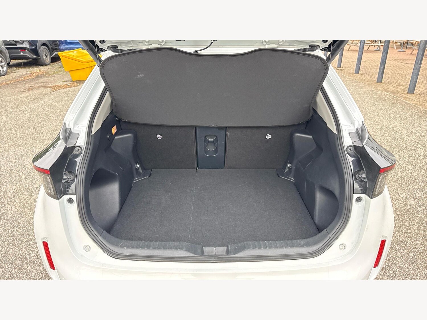 Used Toyota Yaris Cross 2024 for sale - 75941340: Photo 16