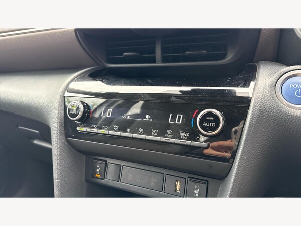 Used Toyota Yaris Cross 2024 for sale - 75941340: Photo 25