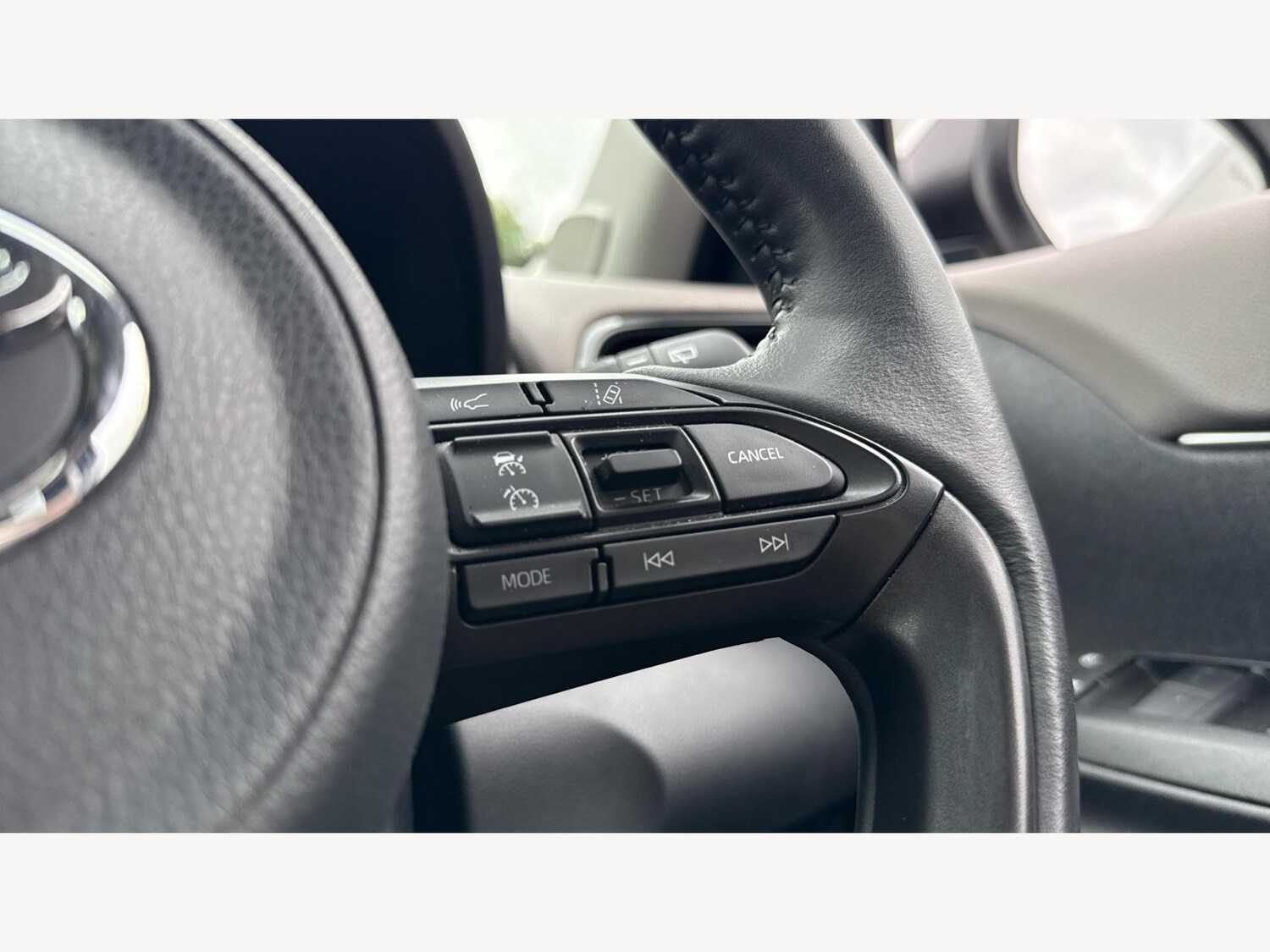 Used Toyota Yaris Cross 2024 for sale - 75941340: Photo 30